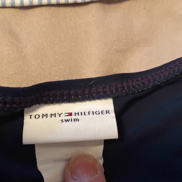 Swimsuit - Picture 5 of 5